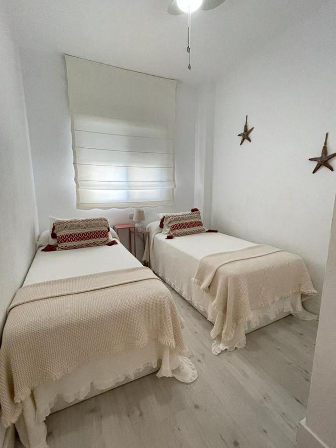 Lujo Frente Al Mar. Luxury On The Beachfront. Motril Esterno foto