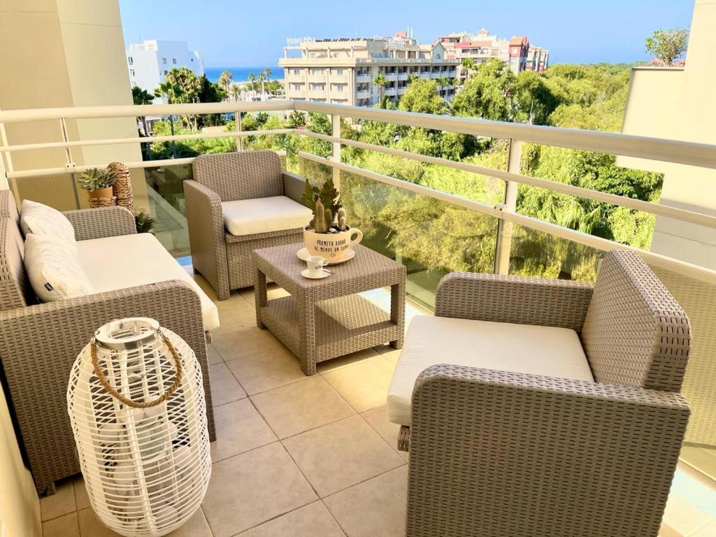 Lujo Frente Al Mar. Luxury On The Beachfront. Motril Esterno foto